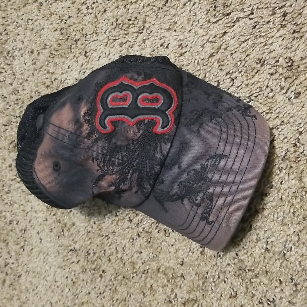 Boston Red Sox Distressed Stretch Fit Hat. One Size Fits Most. Decent Condition.